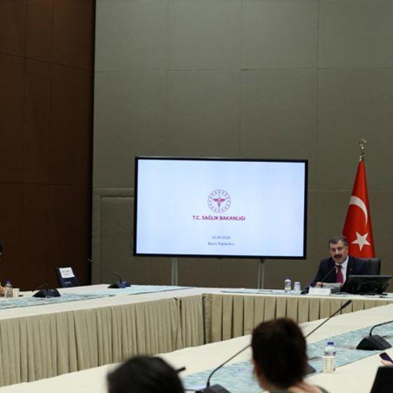 Kapalı alanda maske zorunluluğu kaldırıldı