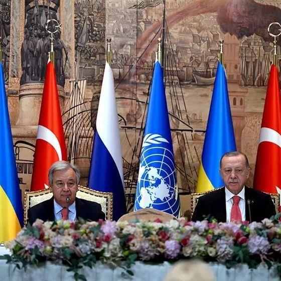 Günün gelişmesi: Tahıl Sevkiyatı Anlaşması Dolmabahçe'de imzalandı