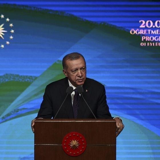 🔔 Cumhurbaşkanı Erdoğan'dan öğretmenlere: “Boykotu bırakın”
