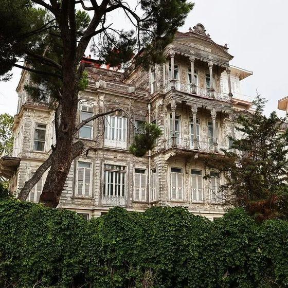 🔔 İstanbul Caddebostan’daki “Perili Köşk”ün sahibi belli oldu