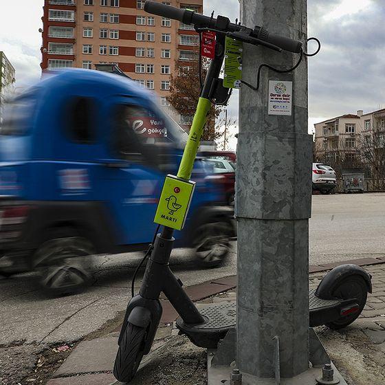 🔔 Kadıköy Belediyesi, scooterları toplamaya başladı