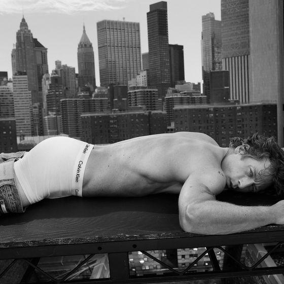 Calvin Klein, lastikli dona nasıl sınıf atlattı?