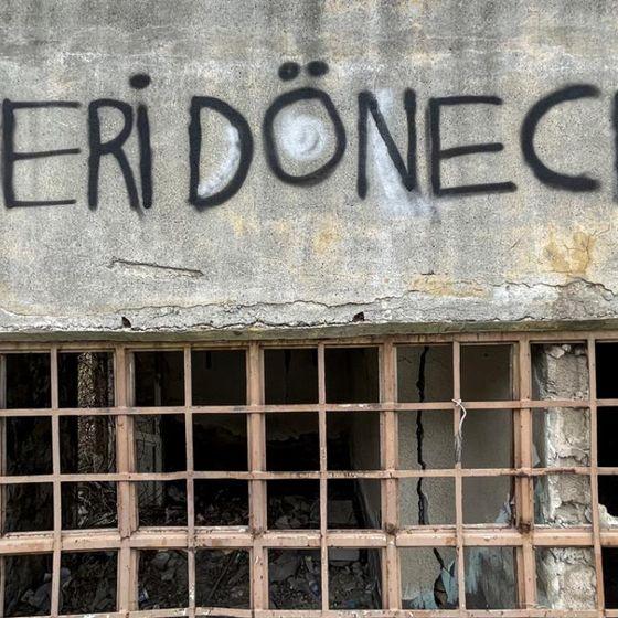 İnadı duvara yazmak