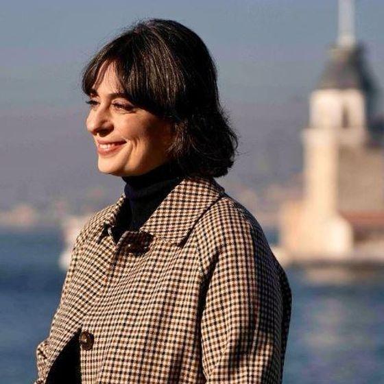 Üsküdar Belediyesi'ne operasyon: Belediye Başkanı Sinem Dedetaş dahil 6 kişi gözaltına alındı