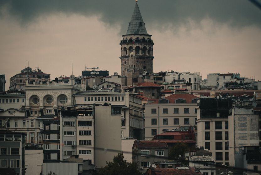 Bilinç akışıyla Galata Kulesi'yle anılan bir isme: Aram Tahtacıyan