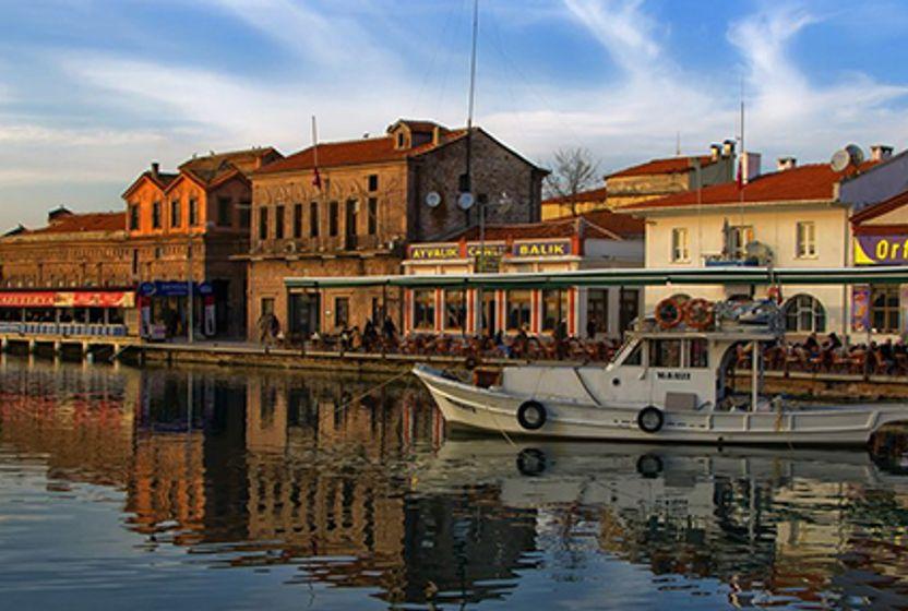 Yeni kalabalıklara gebe Ayvalık