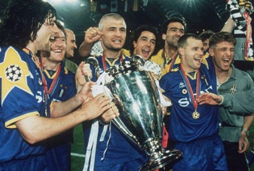 1996-sampiyonlar-ligi-uzerimizde-futbolun-ruhu