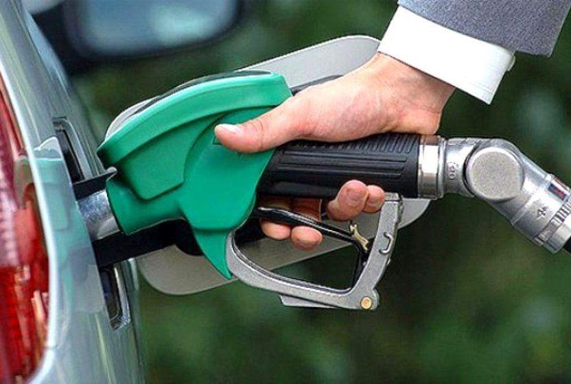 Akaryakıt zammı: "60 litre depo 1.400 liraya dolacak"