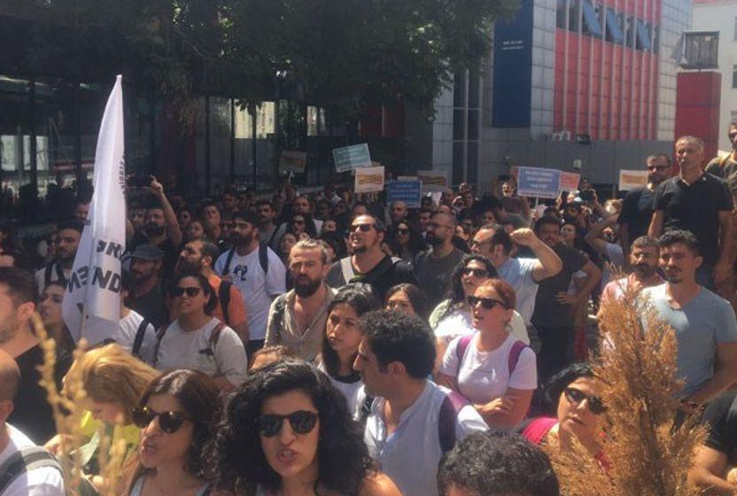 🔔 Polis Ankara'da toplanan öğretmenlere biber gazıyla müdahale etti