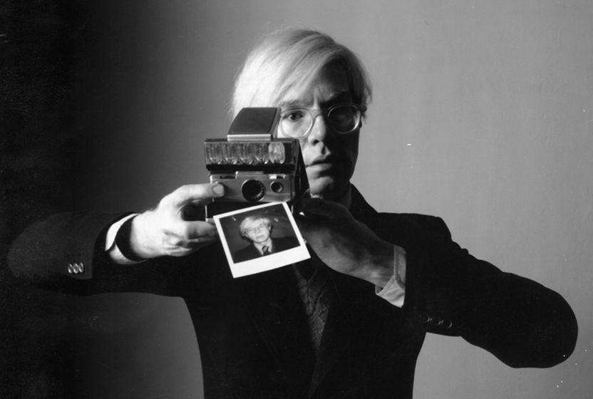 ANDY WARHOL KİMDİ?