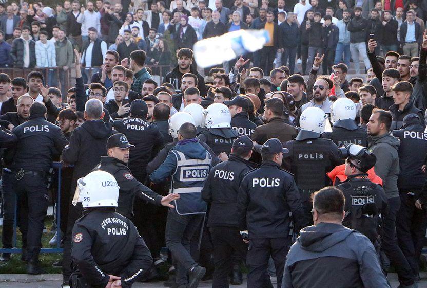 imamoglu-ve-kilicdarogluna-saldiri