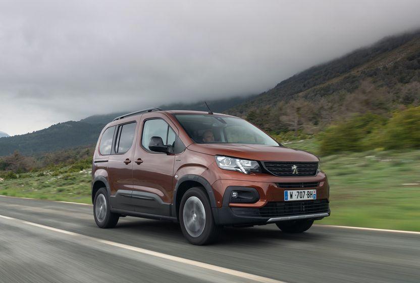 PEUGEOT Türkiye'de en yüksek aylık satış