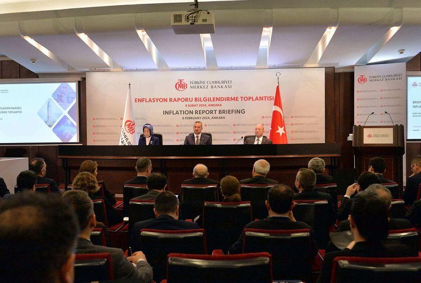 Para politikası karışık sinyaller veriyor