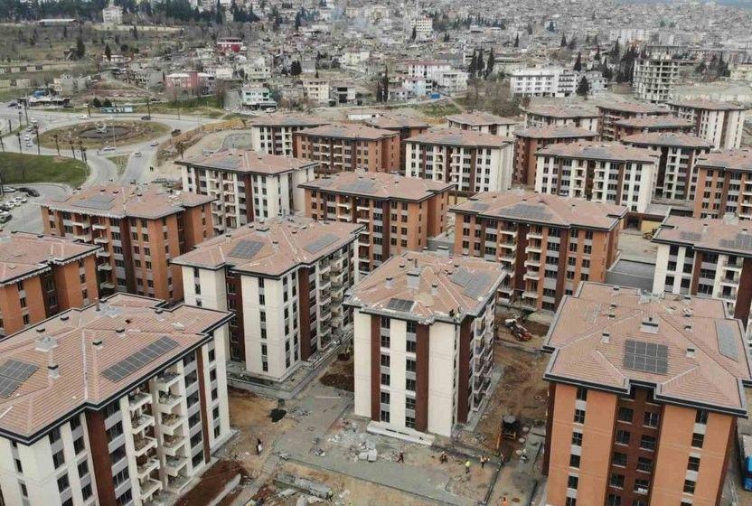 ebrar-sitesi-sakinleri-anlatiyor-kimse-ev-cikmama-ihtimalini