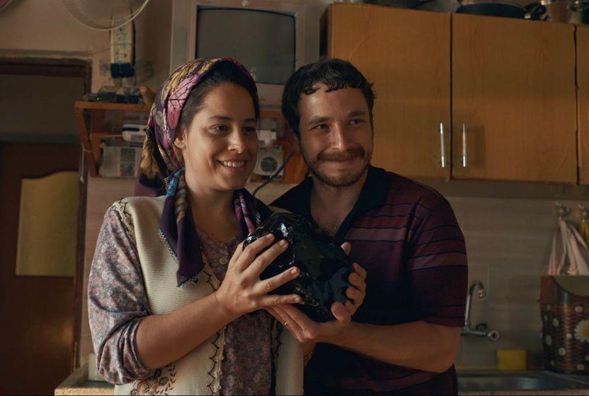 cem-yigit-uzumoglu-ve-asli-inandik-ile-sahibinden-rahmet