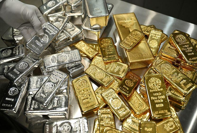 2026-yilinda-altin-ve-gumus-belirsizligin-yeni-normalinde-guven