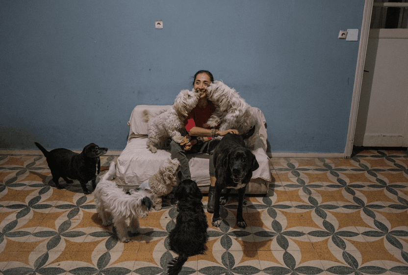 hayir-dualari-ile-beddualar-arasinda-kendi-barinagini-kuranlar