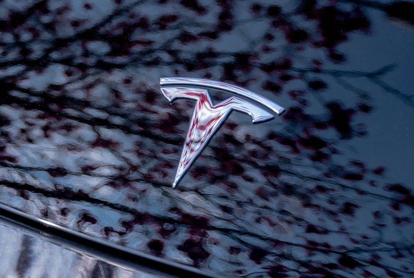 net-kari-70-dusus-gosterdi-teslada-neler-oluyor