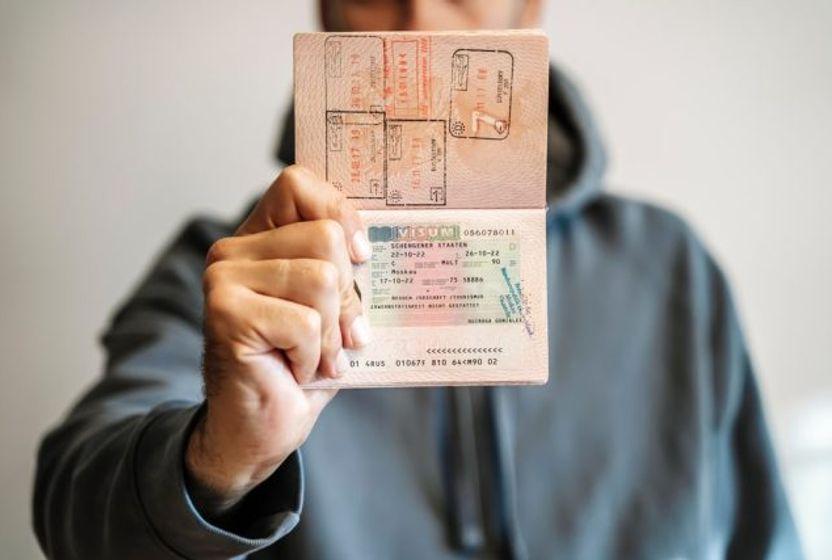 schengen-vizesi-ret-oranlari-dusse-de-yapisal-sorunlar-devam-4cb