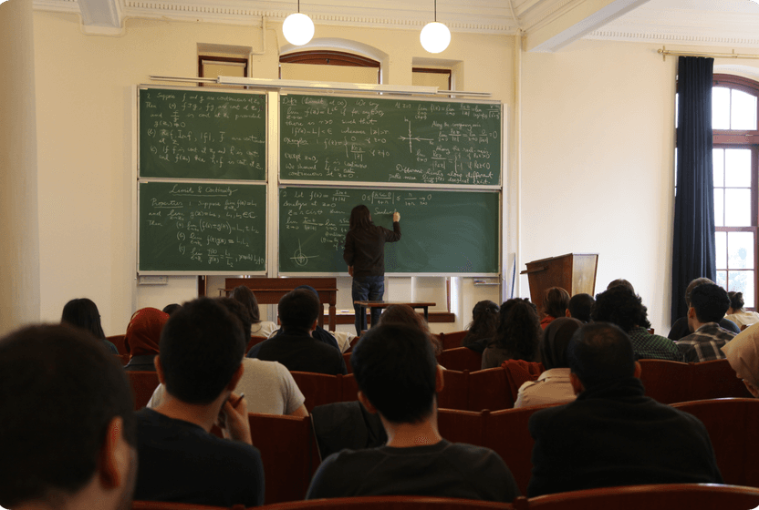 universite-egitiminin-3-yila-dusurulmesi-gundemde-duzenleme-cc9