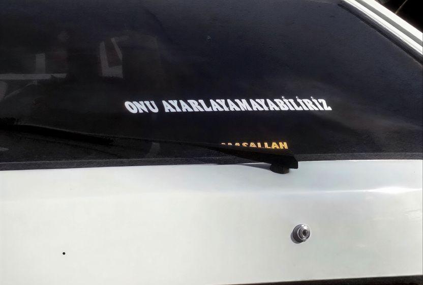 bizimle-cok-kolay-yarisirlar-iddiasiz-erkeklik-akimi-neden