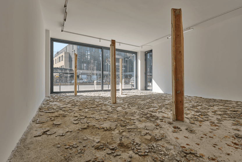 eda-soyludan-altust-yikilan-evler-ve-betona-gomulen-cicekler