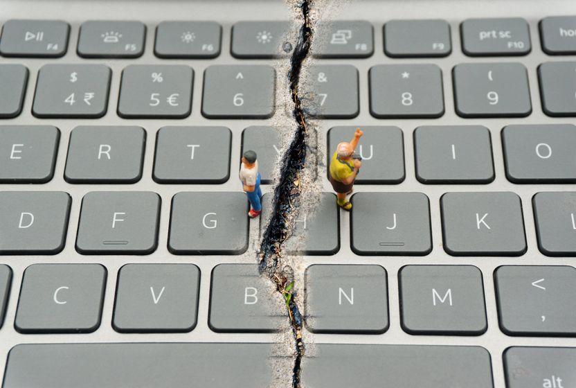 dijital-ucurumu-kapatmak-datareportalin-yari-yil-raporu-bize-ne