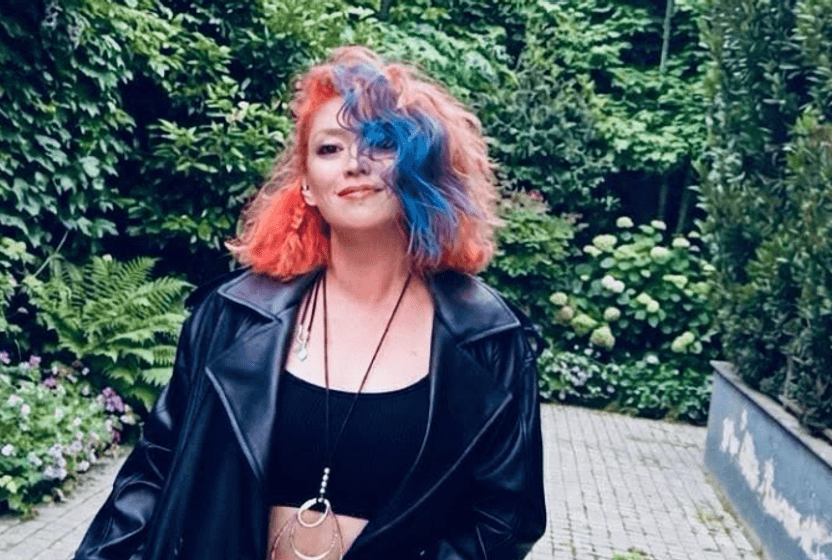 gaye-keskin-aciya-yaslanmadan-aciyi-anlatmak-istedim