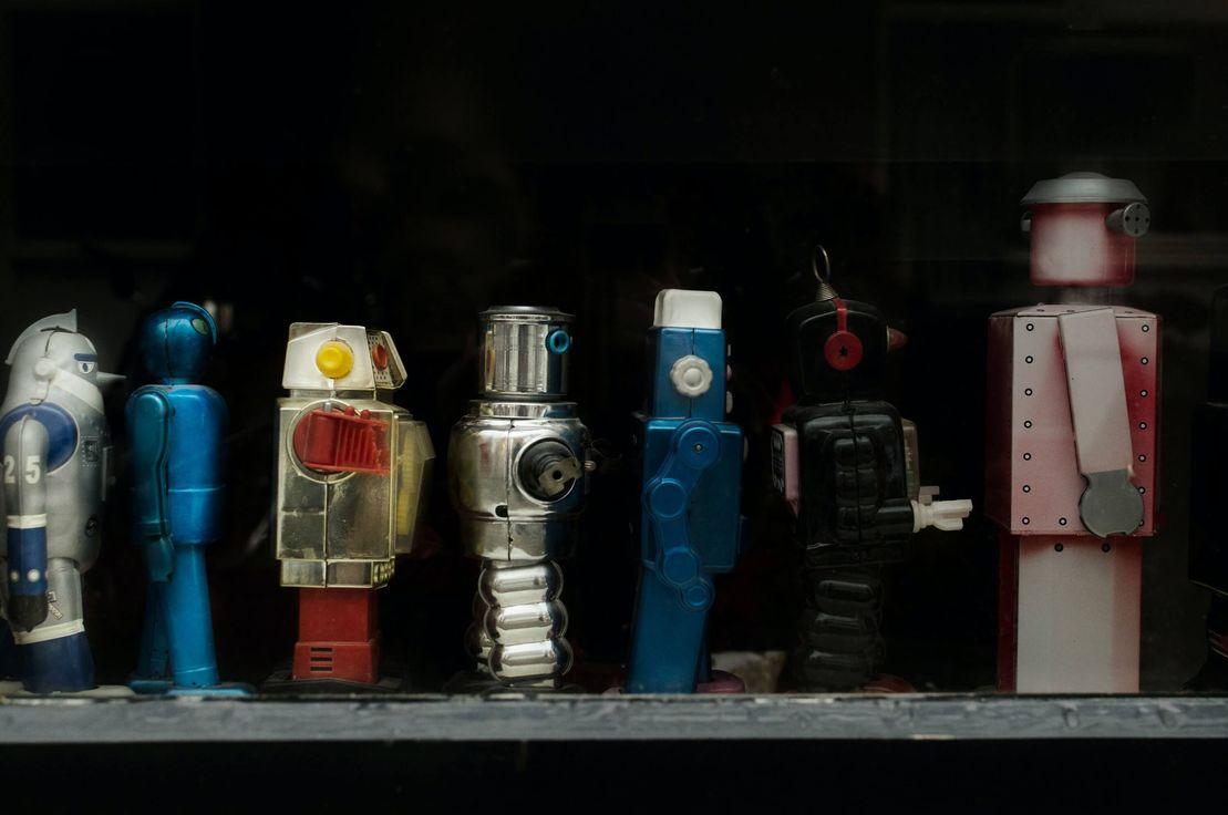 🤖 Robotik asistan, K-Pop bilmecesi, yeni yatırımlar