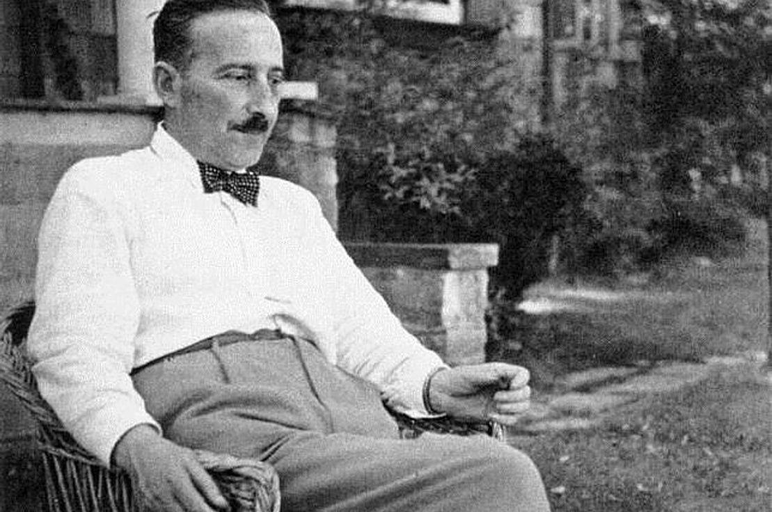 Nazilerin Ateşte Yaktığı Bir Ruh: Stefan Zweig
