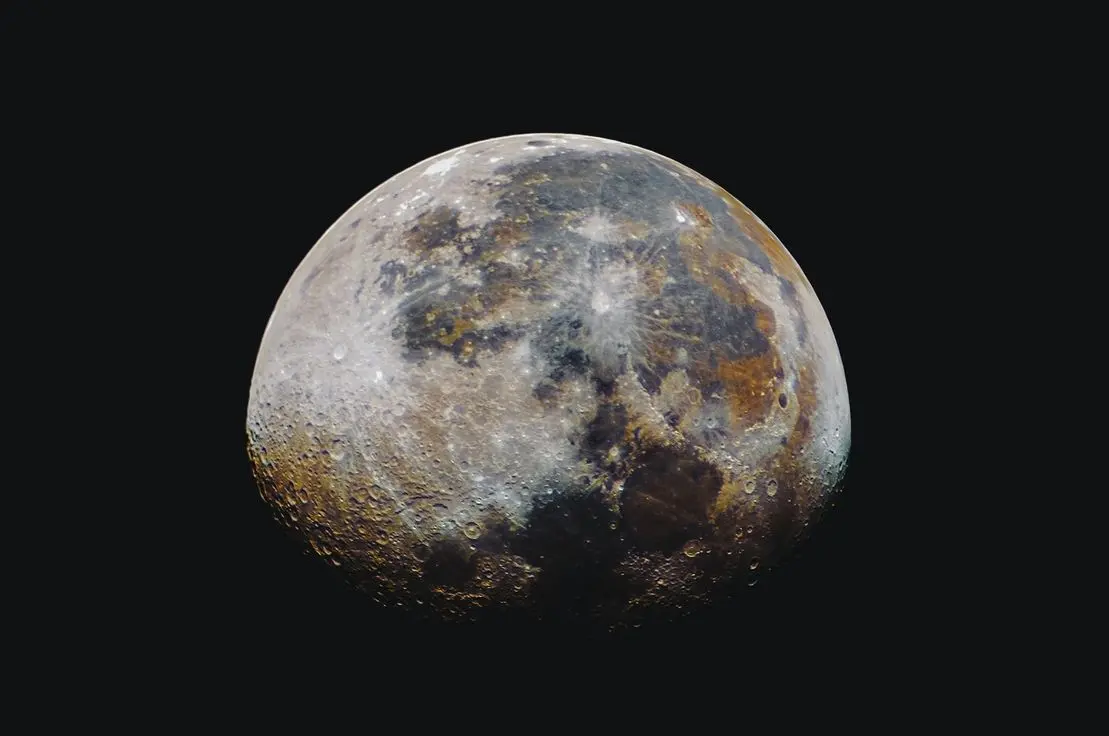 Andrew Russian / Unsplash