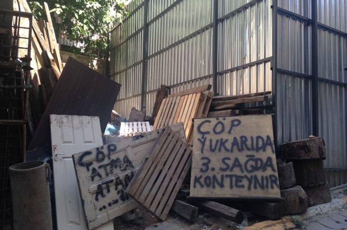 Çökmek, Çöp, Pislik: Neler Oluyor?
