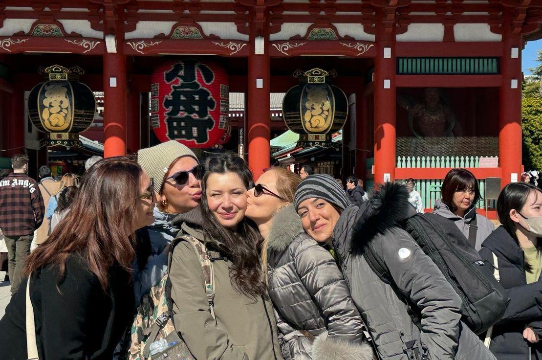 Beşi bir yerde, Japonya'da