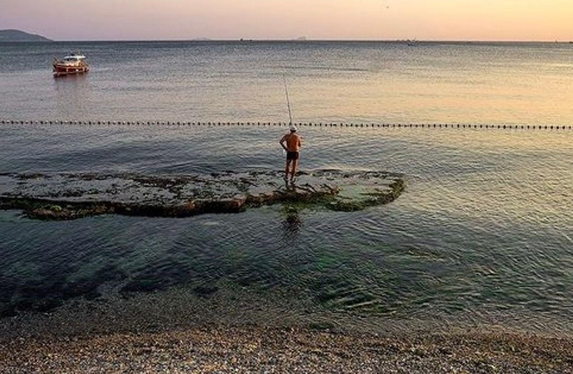 Bu Şehirde Bir Yalnızlık Var