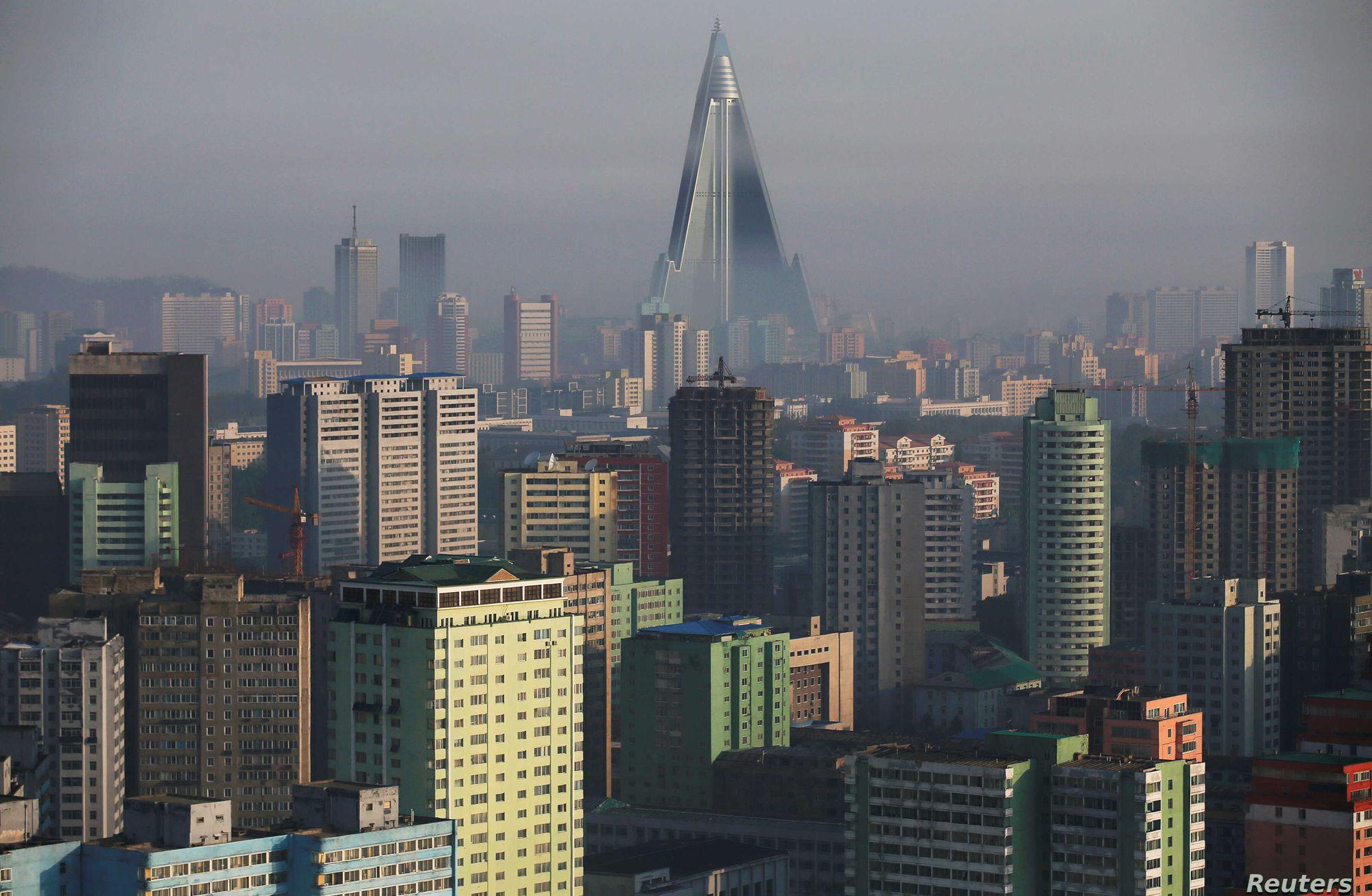 Pyongyang: Nükleer roketler ve kiraz ağaçları