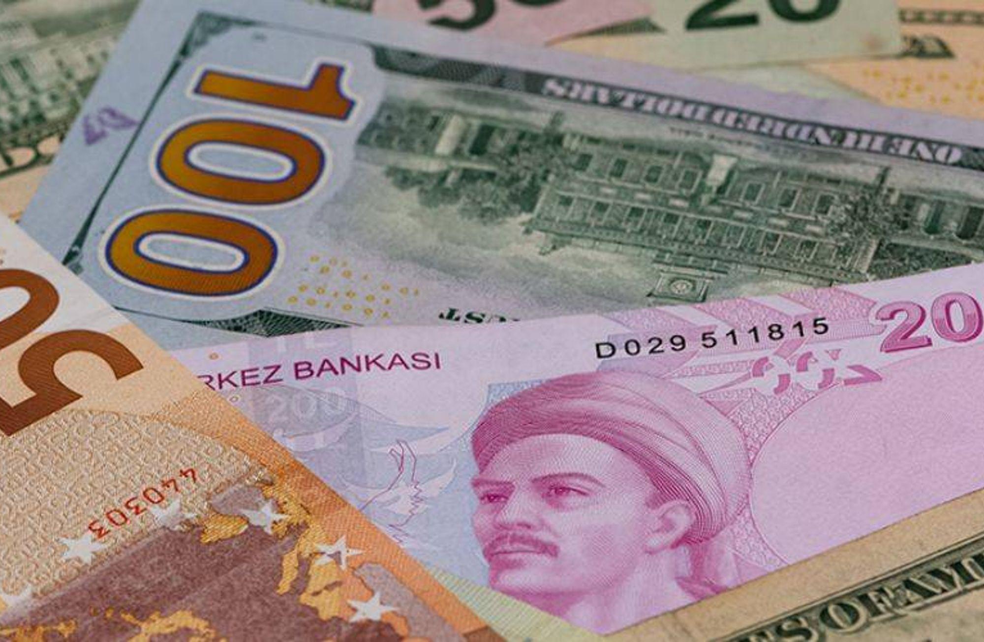Günün gelişmesi: Türkiye’nin risk primi 800 baz puanı aştı.