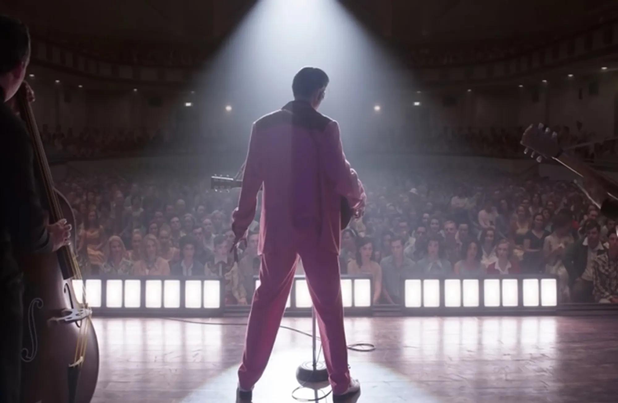 Bir İnceleme: Elvis