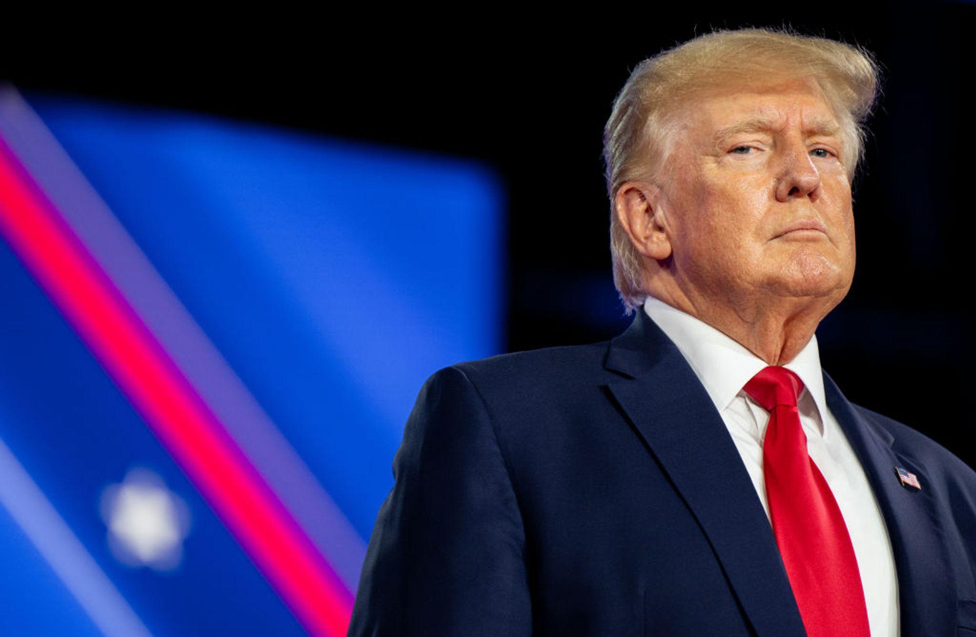 🔔 FBI, Trump'ın evini bastı