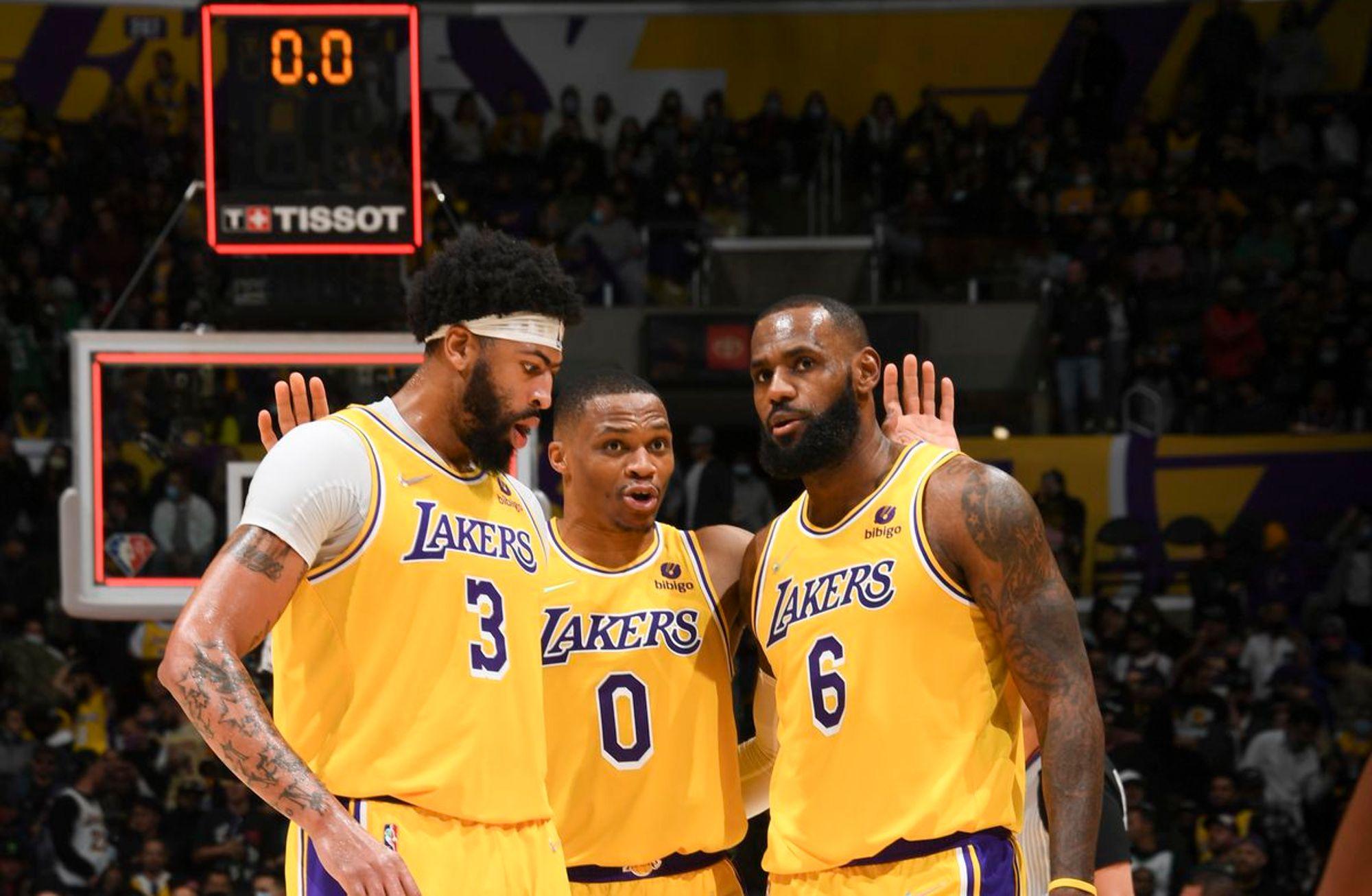 Umut ve soru işaretleri: Los Angeles Lakers