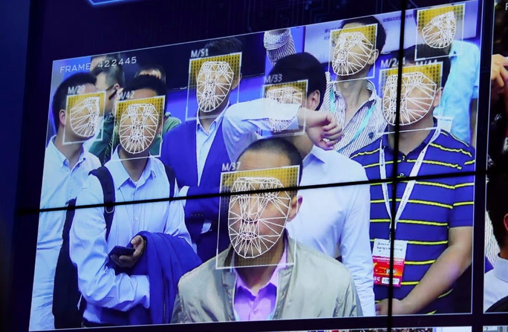 AI-tokrasi: Yapay zeka ve gözetim politikası
