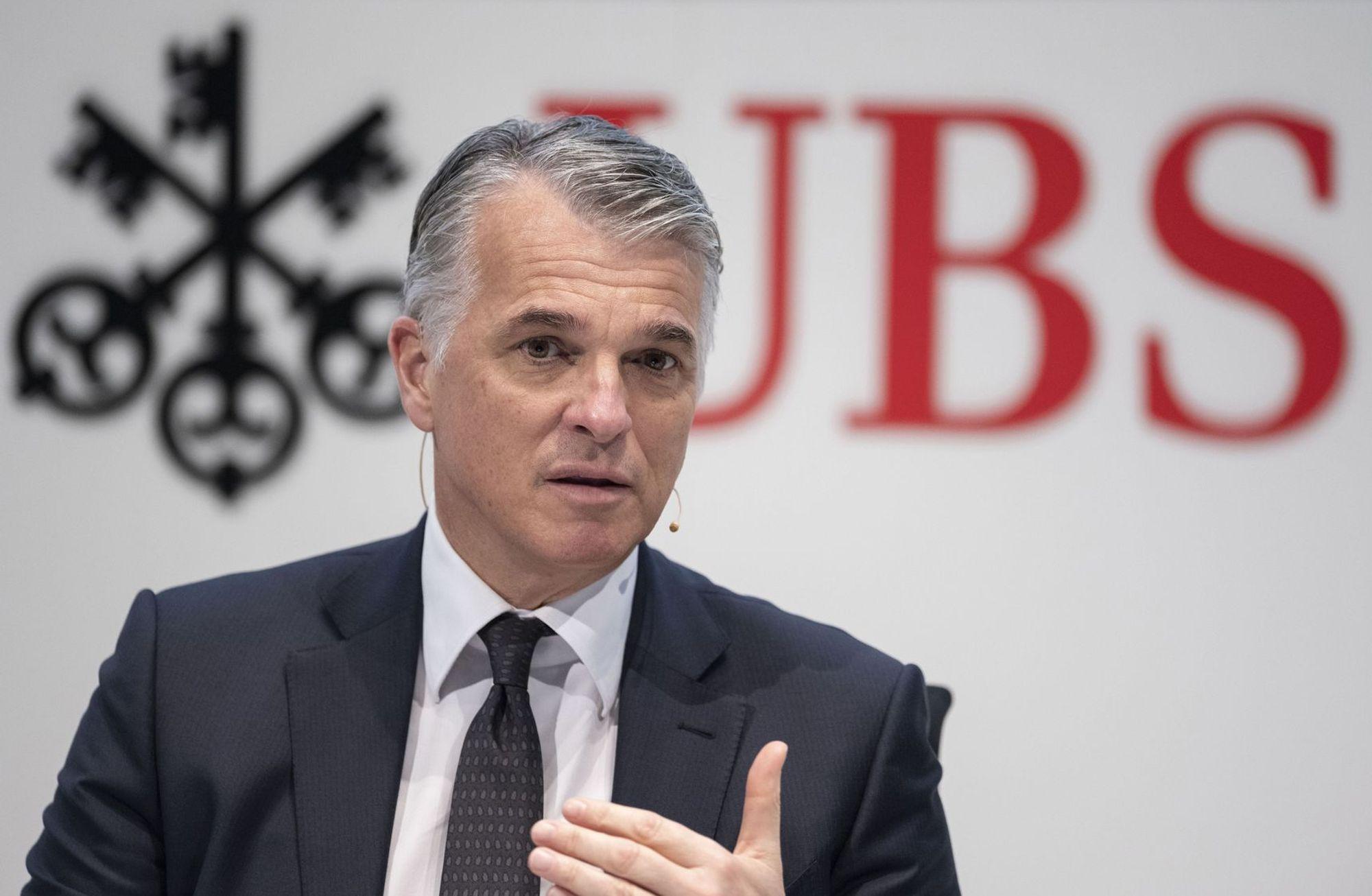 Eski CEO Ermotti, Credit Suisse'in devralımı için UBS'e dönüyor