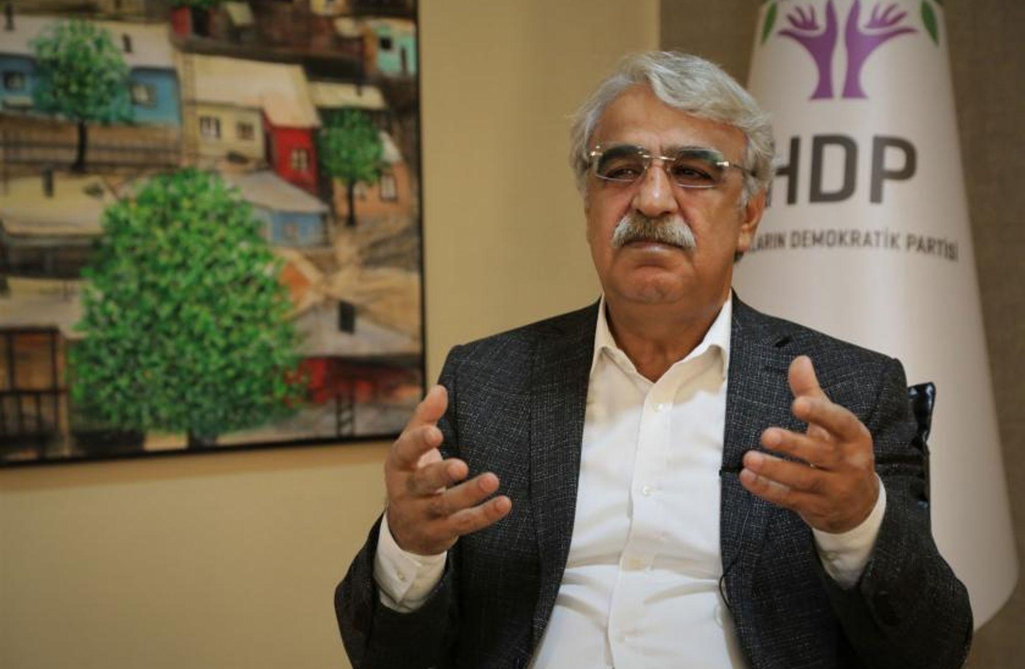 🔔 AYM, HDP’nin Hazine yardımı hesabına konulan blokajı kaldırdı