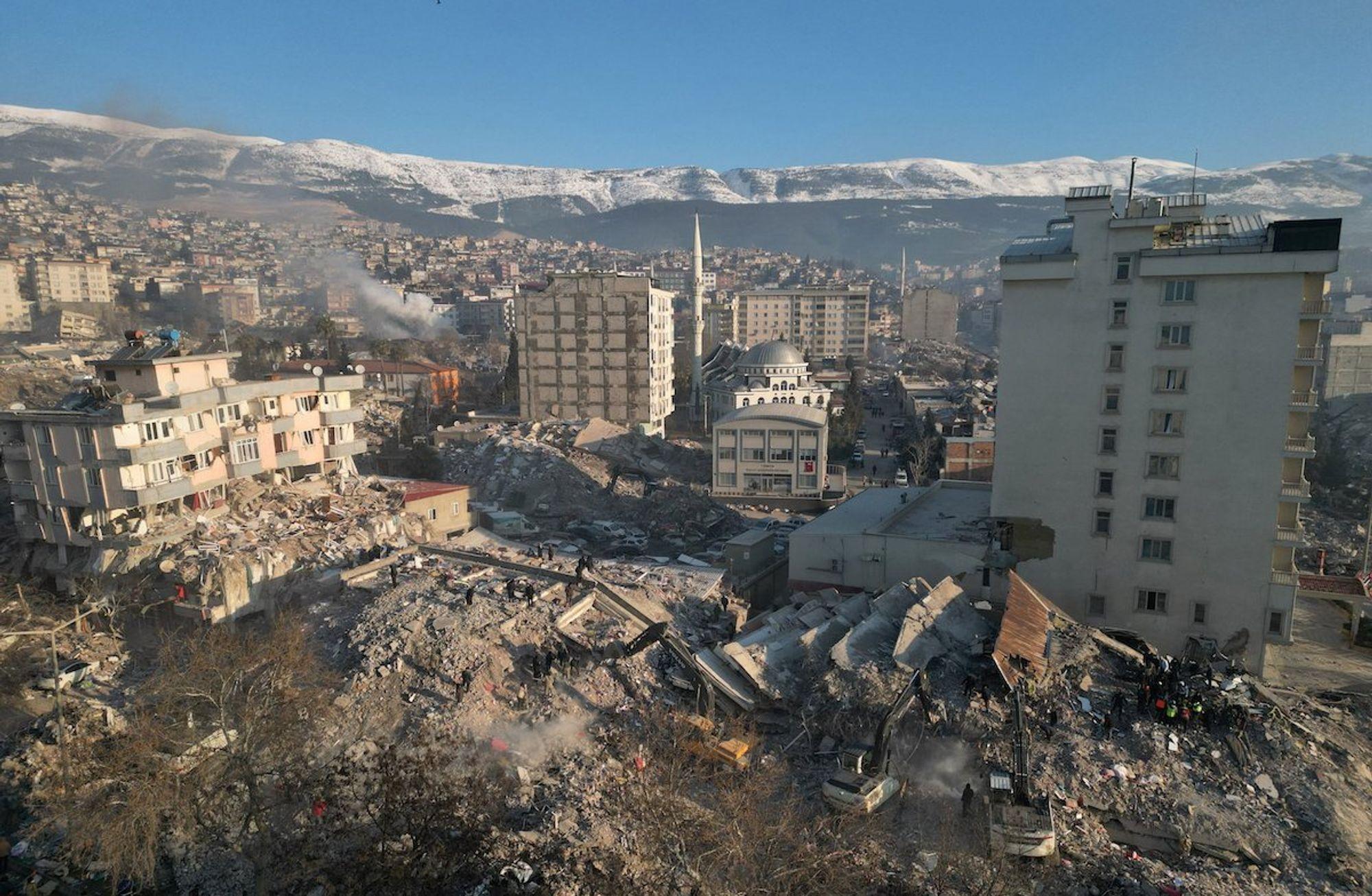 Zincirin son, suçlamanın ilk halkası: Müteahhitler #Malatya