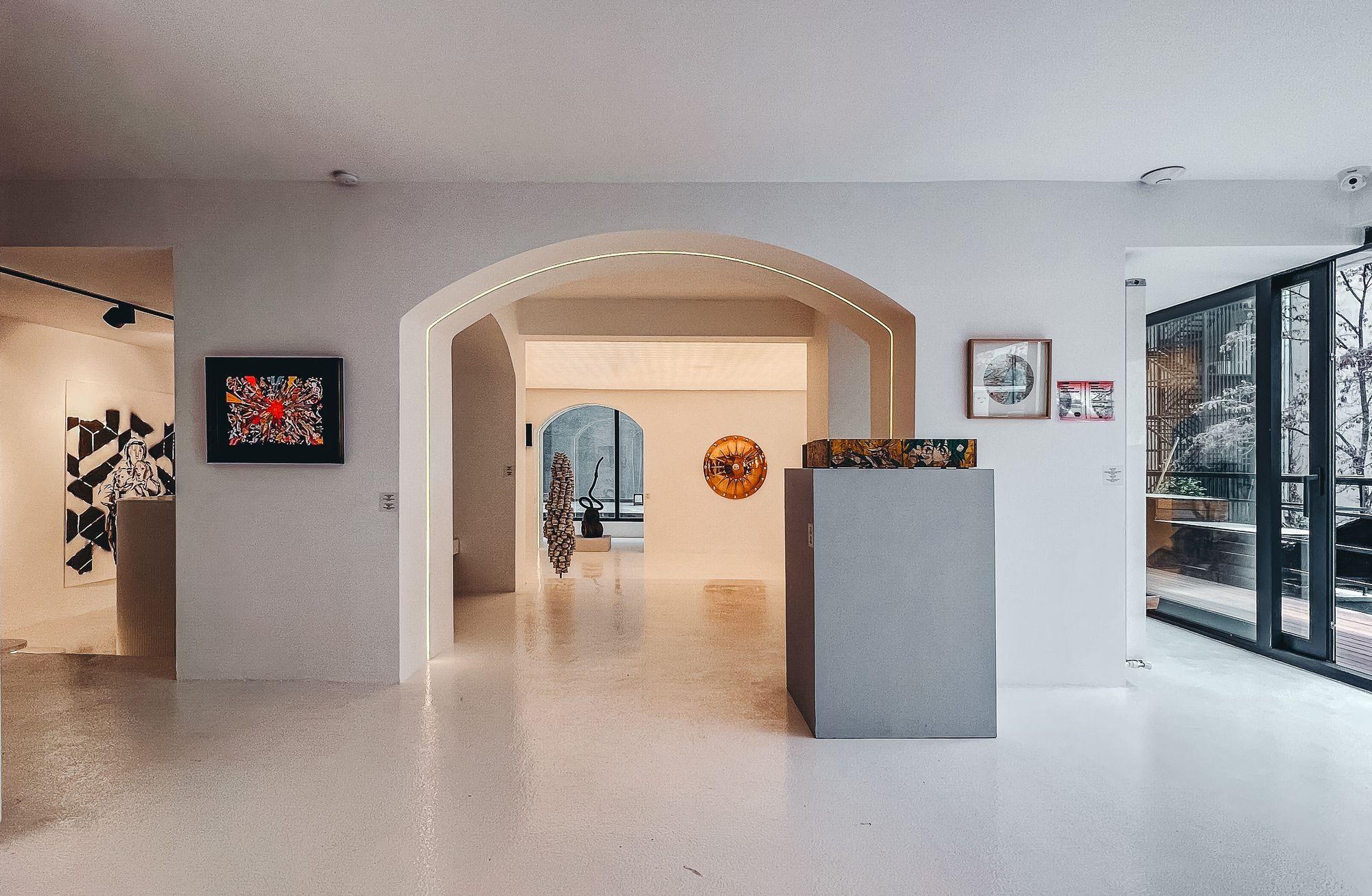 Tunalı'nın Taze Çağdaş Sanat Galerisi: Belm'art Space