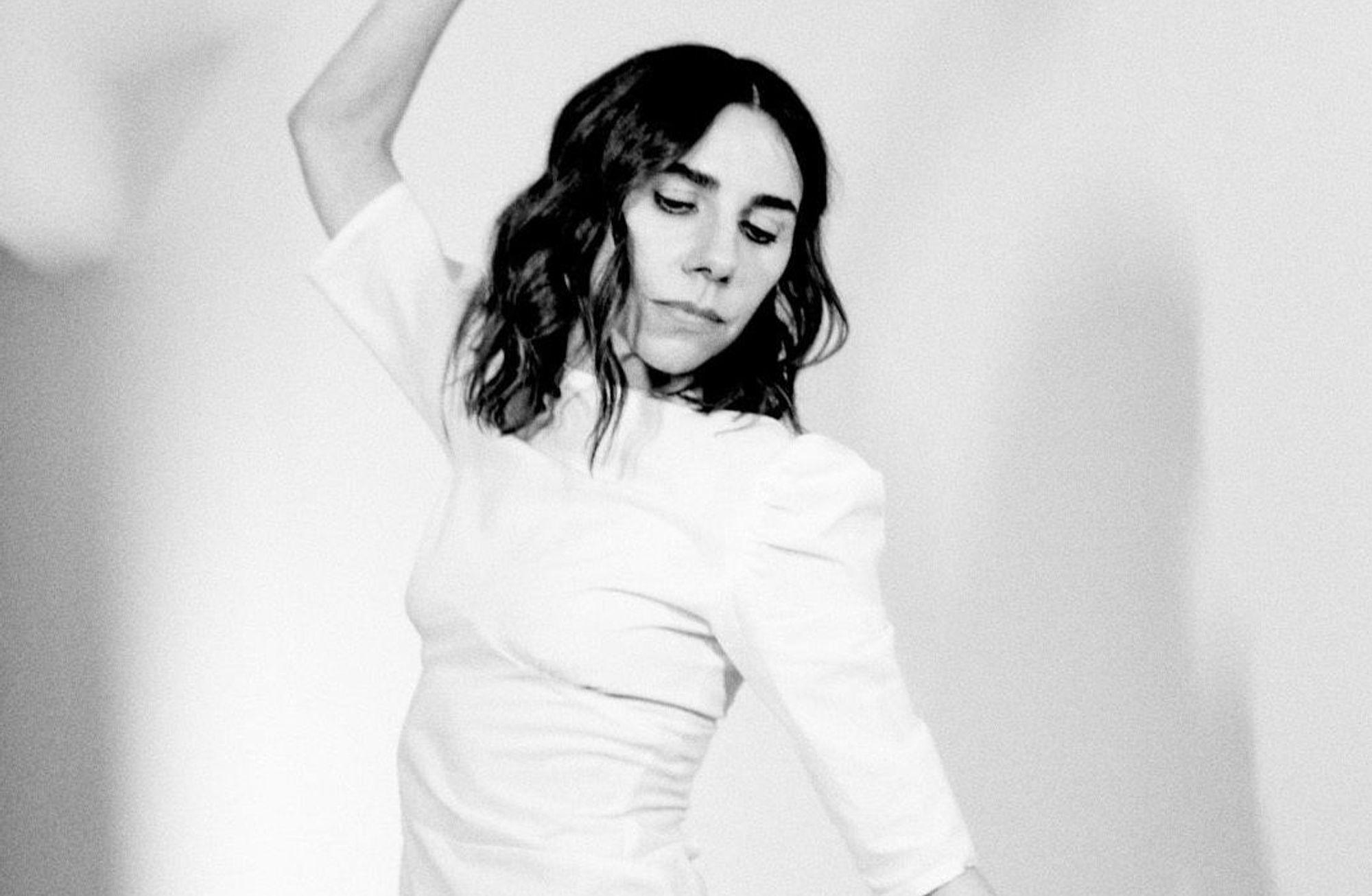 Albüm incelemesi: PJ Harvey, I Inside the Old Year Dying