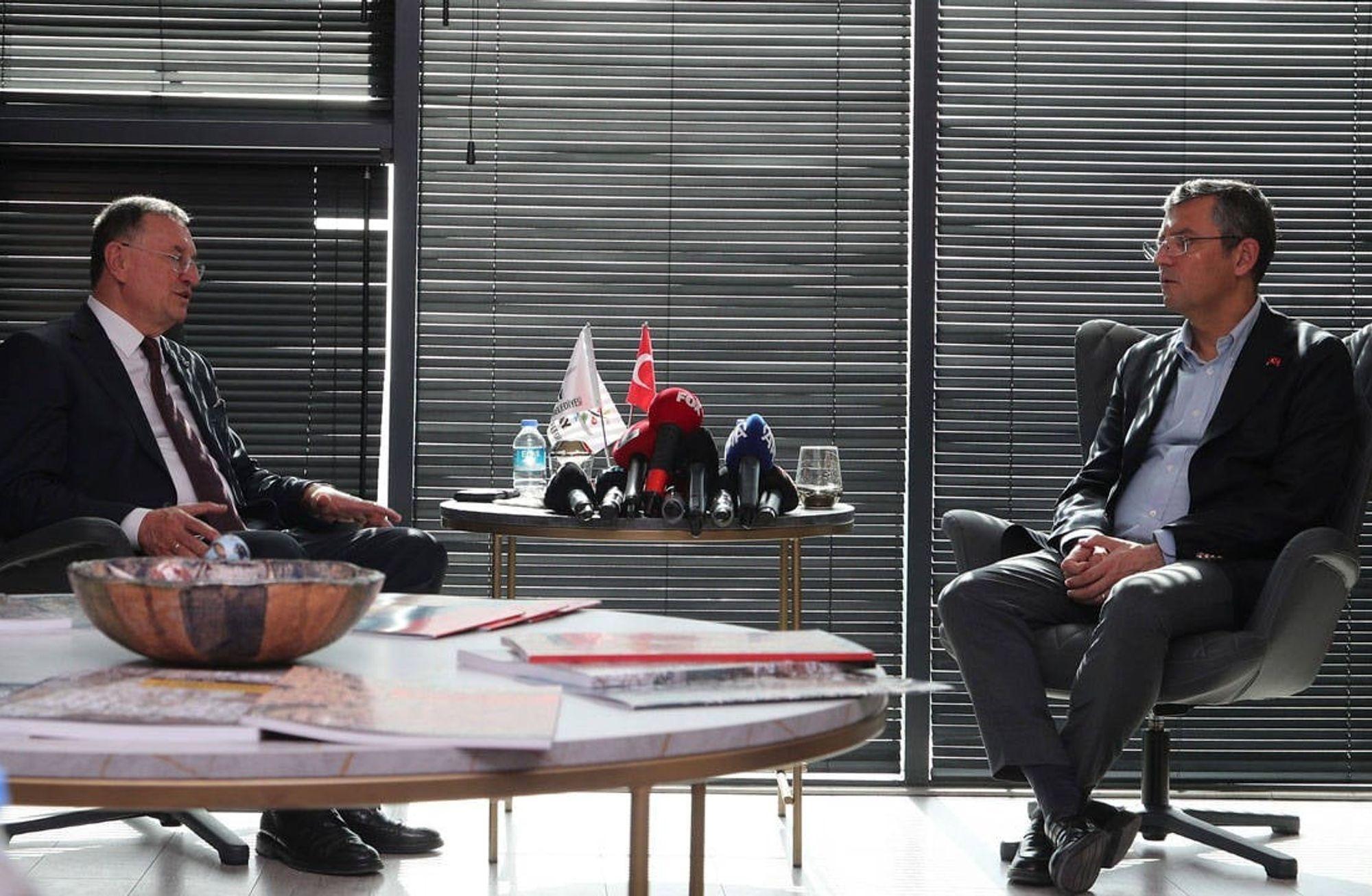 CHP, Hatay'da 'Lütfü Savaş'la devam' dedi