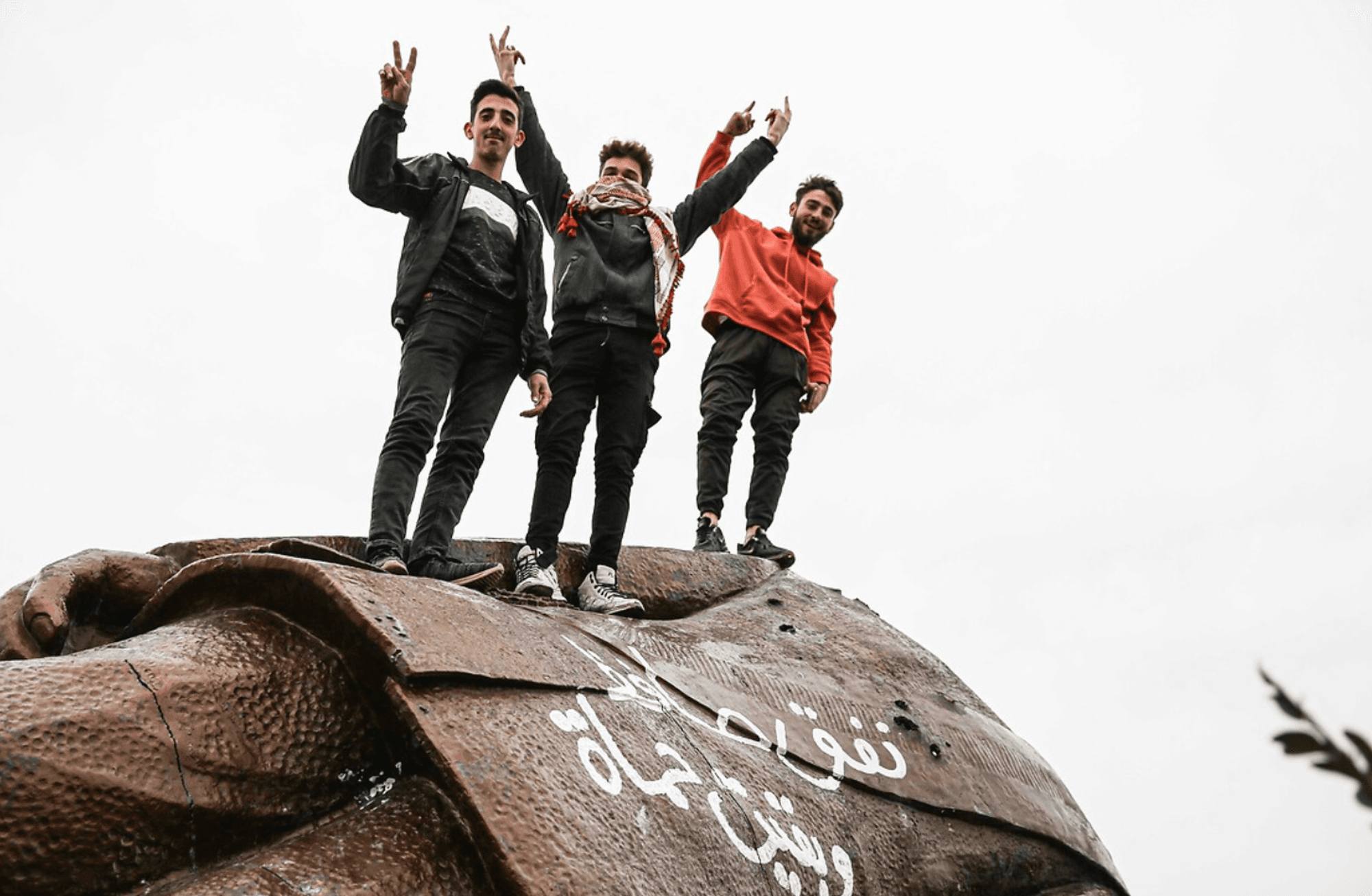 'Uydurma sosyalizm' Baas'ın yıkılışı: Suriye'de ne oldu?