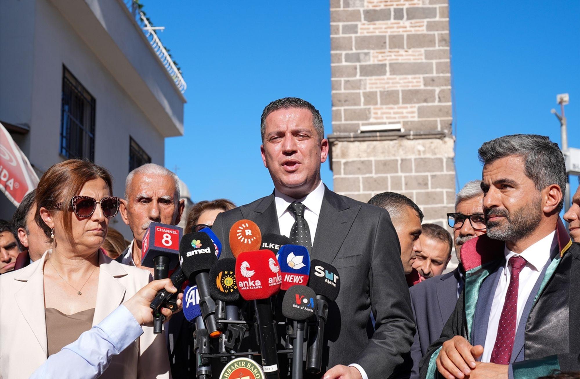 Tahir Elçi davasında beraat: Avukatlar ne diyor?