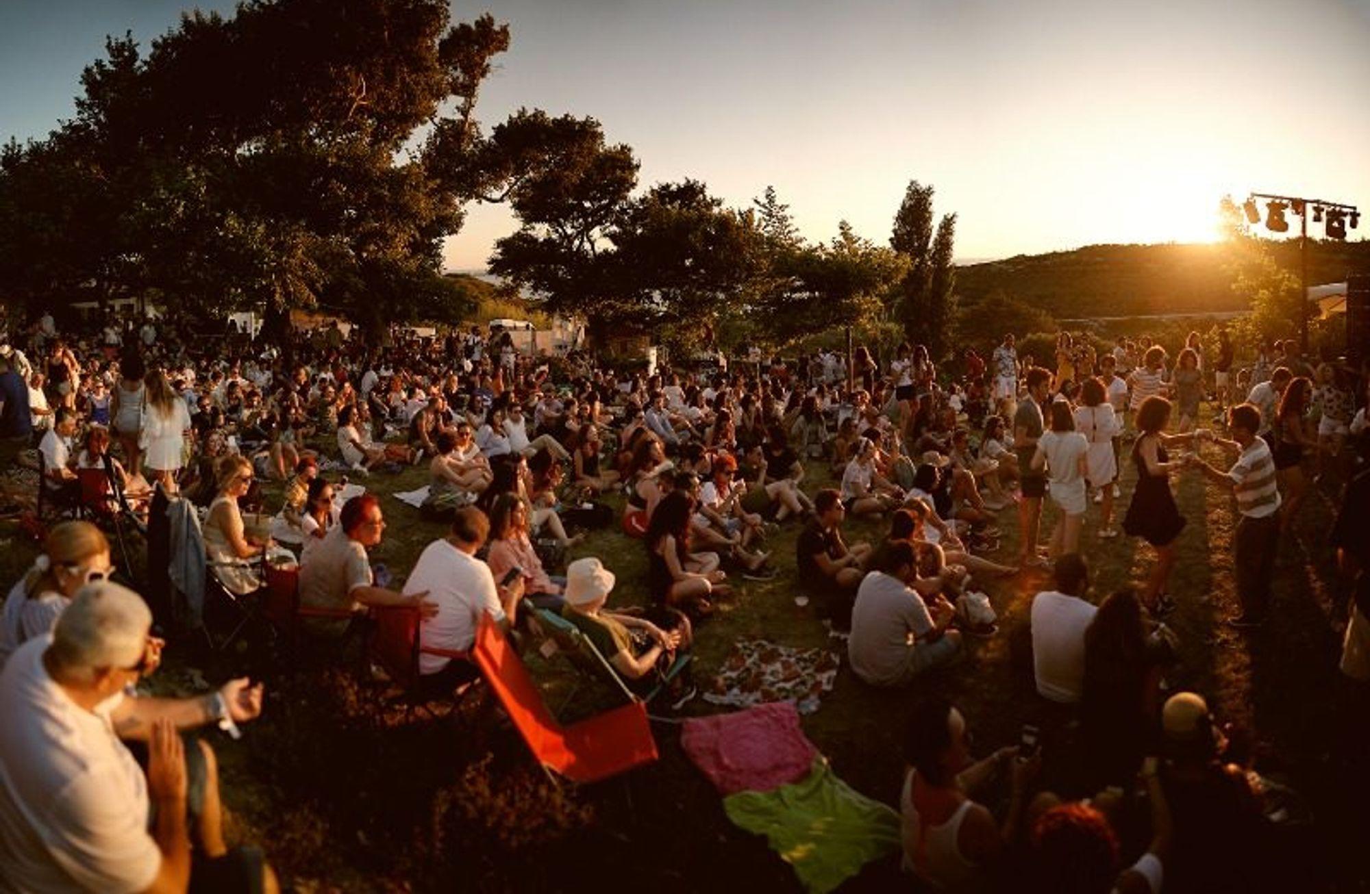 Bozcaada Caz Festivali: 'Feribotun kapakları kapandığında herkes deneyime odaklanıyor'