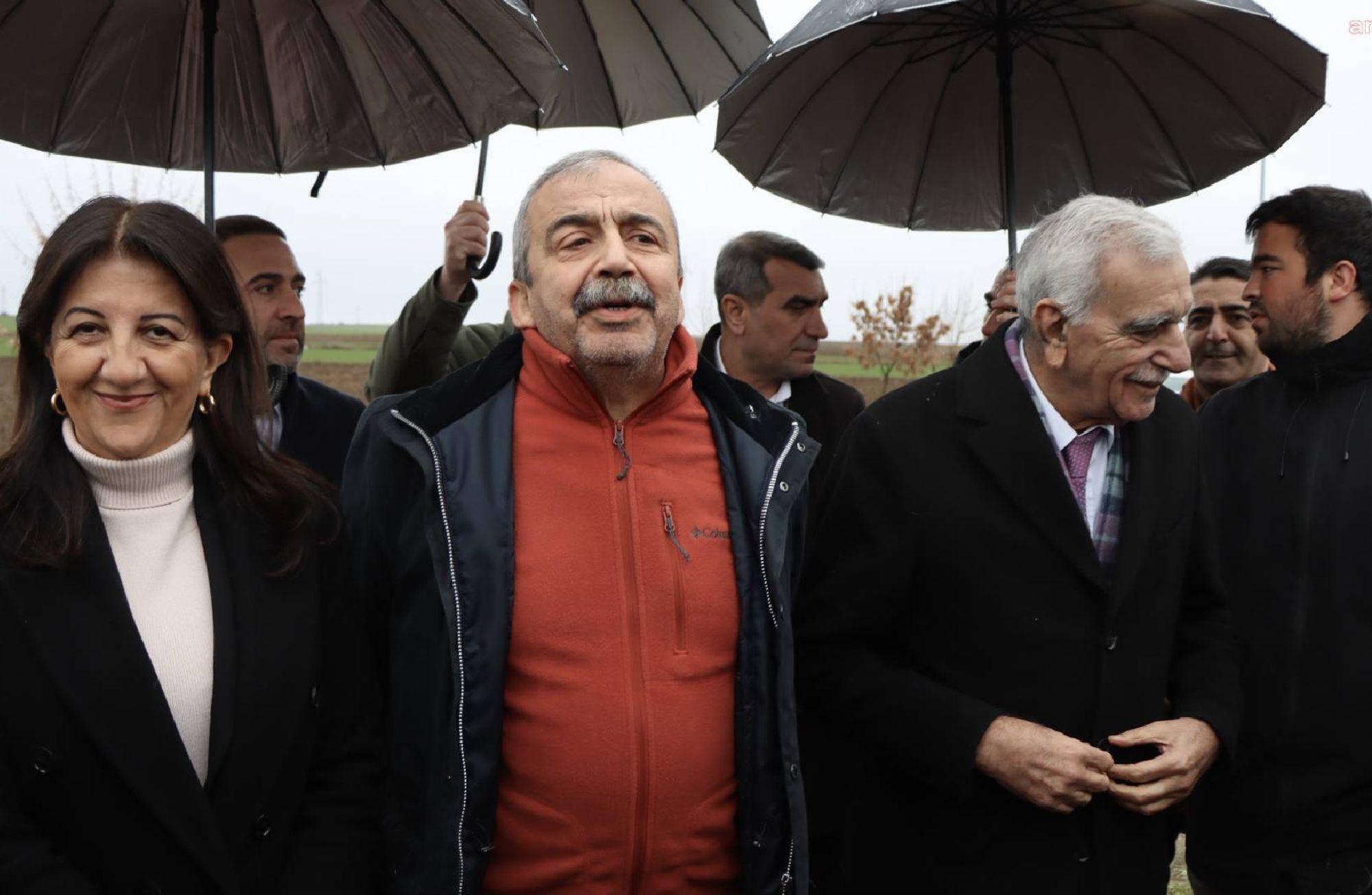 DEM Parti ziyaretleri: Demirtaş'tan sürece destek, Erdoğan'dan açıklama
